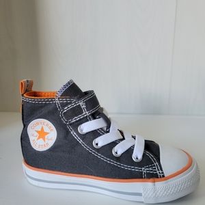 Converse Infants size: 7  - 2-3 years old - Color: Charcoal, orange white.